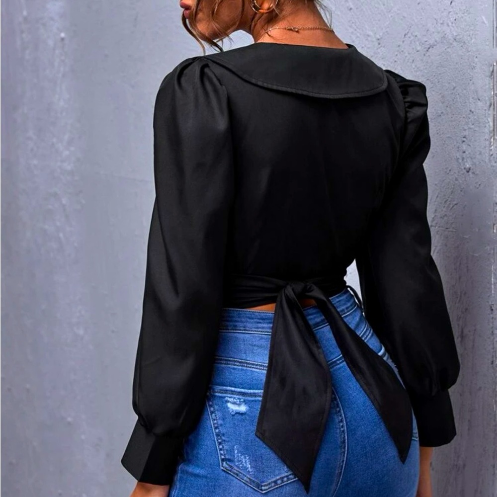 SHEIN twist tie back long sleeve cropped top - Picture 4 of 4